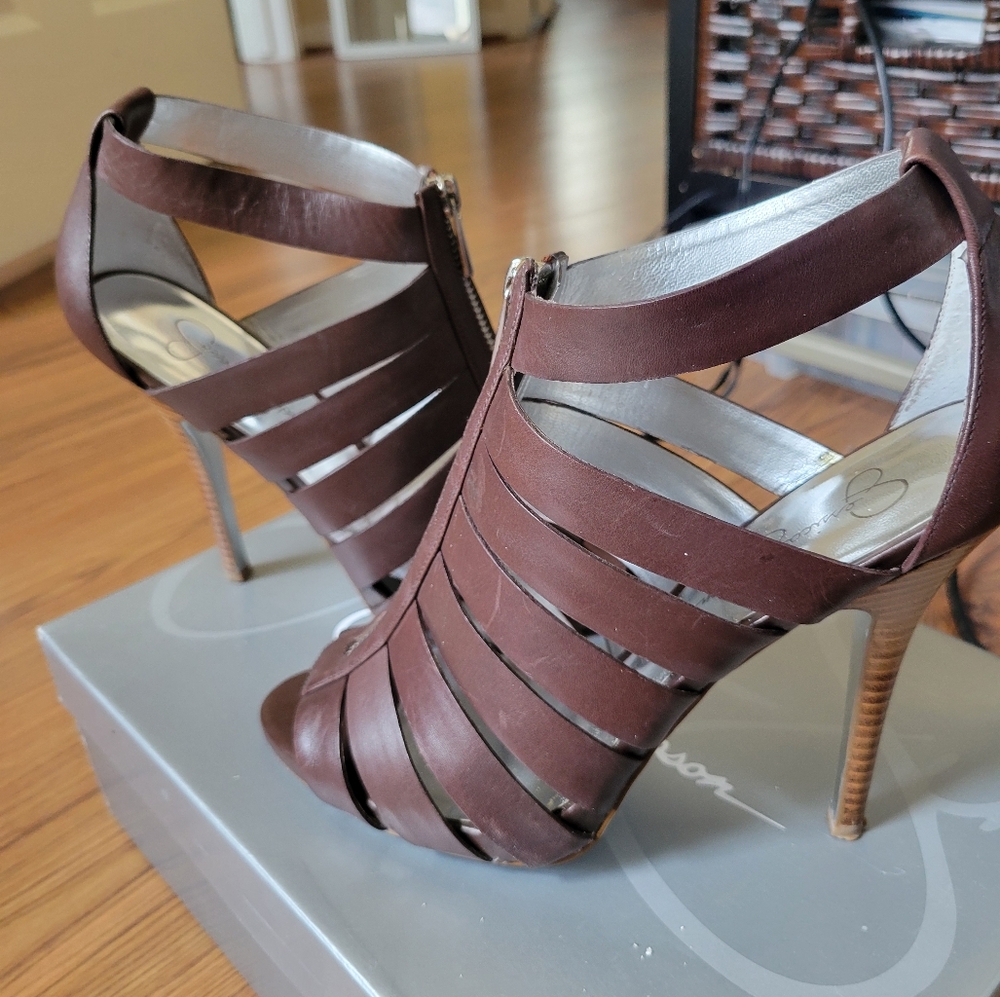 Jessica Simpsons Brown Leater High Heel Sandal Size 9